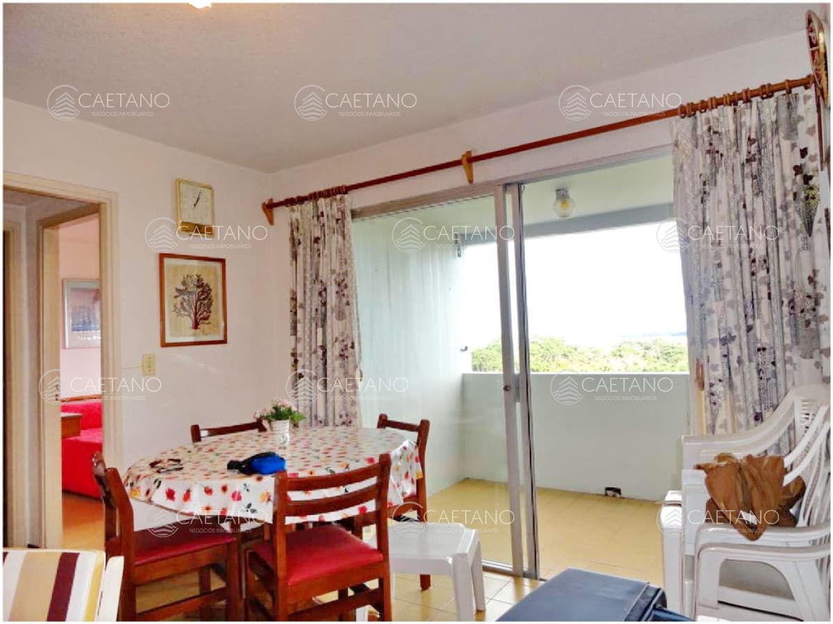 Roosevelt: Apartamento en venta y alquiler.