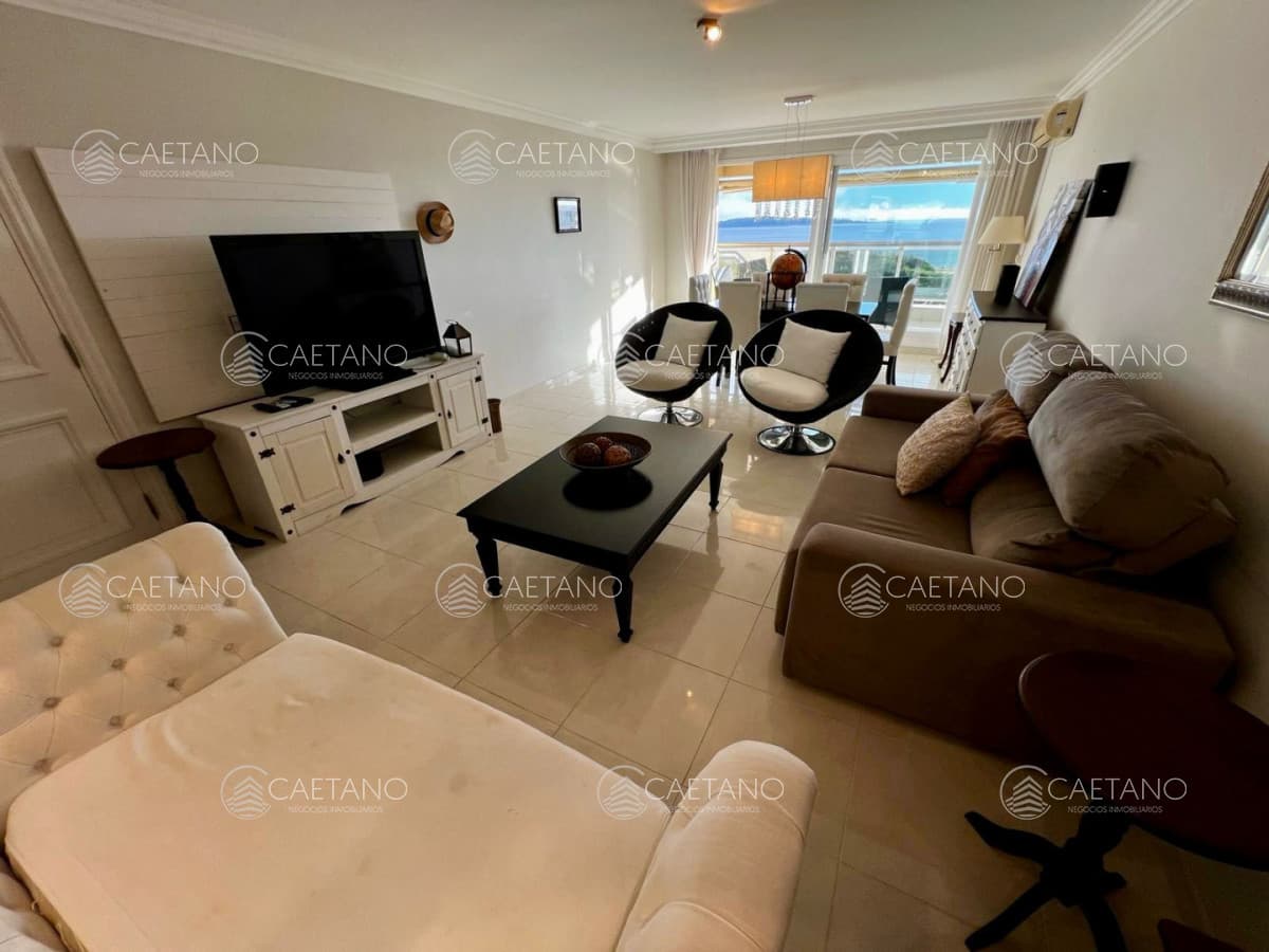 Apartamento en Mansa, 3 dormitorios *