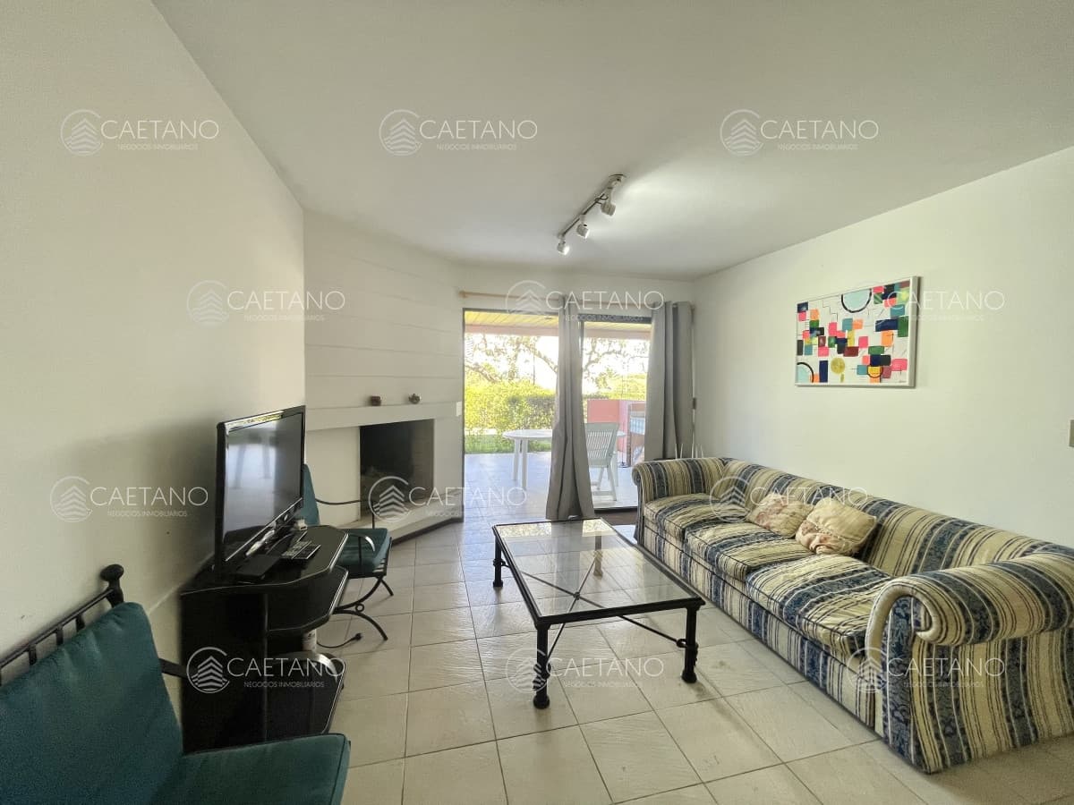 Venta Oportunidad Departamento - 3 dormitorios - Playa Mansa - Punta Del Este