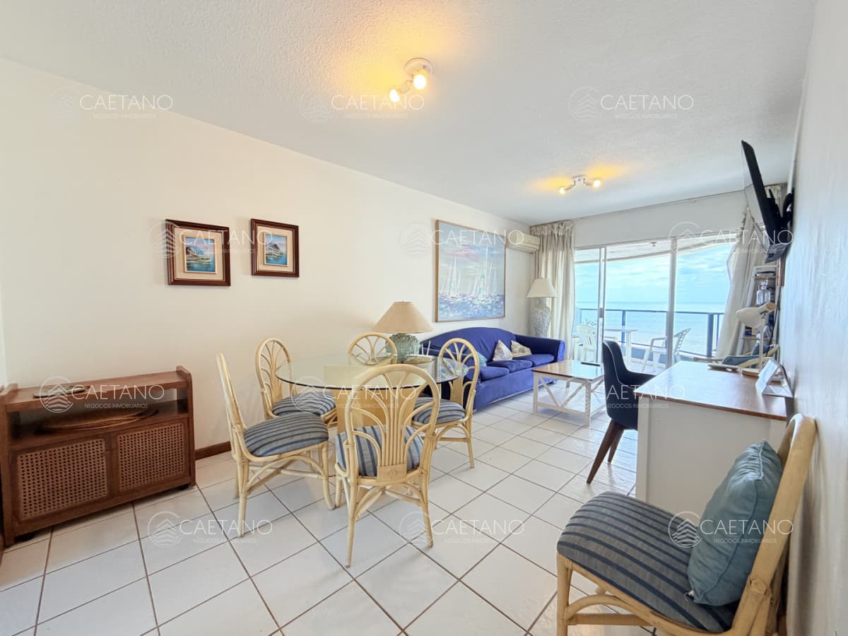 Venta apartamento 2 dormitorios. Peninsula, Punta del Este