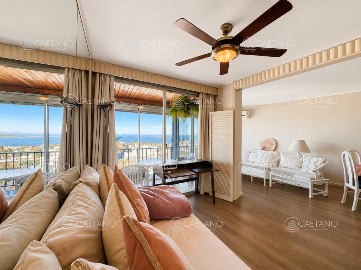 Venta Departamento con espectacular vista a isla Gorriti