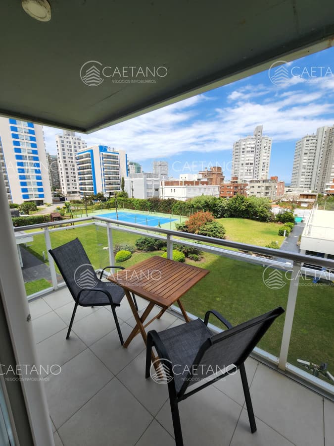 Venta apartamento 3 dormitorios, punta del este, playa brava