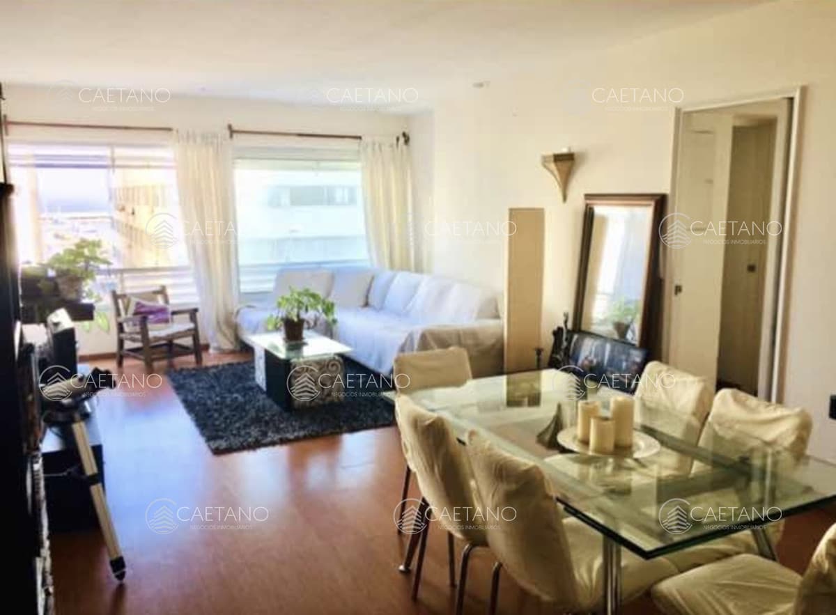 Venta apartamento Punta del Este peninsula, con vista al mar