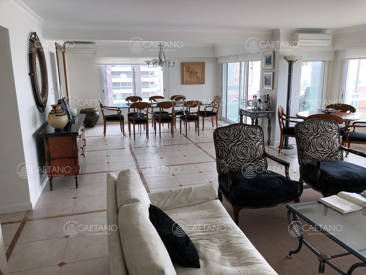 Venta apartamento 4 dormitorios, Playa Mansa - Punta del Este