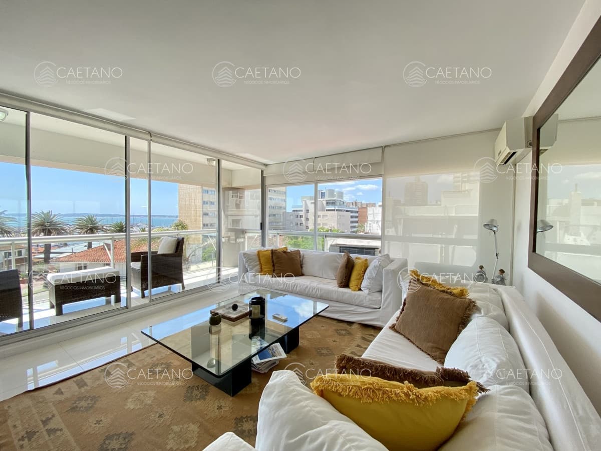 Venta apartamento 3 dormitorios. Peninsula, Punta del Este