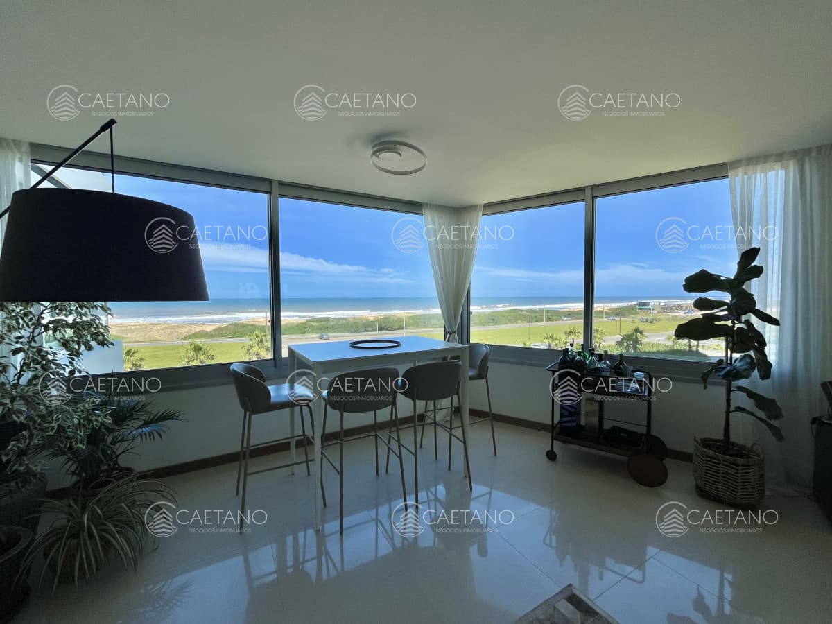 Venta y Alquiler Apartamento primera línea Brava