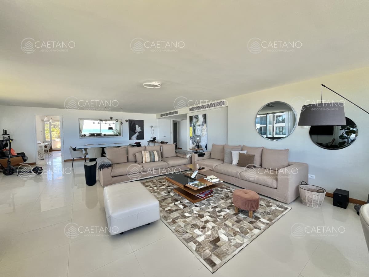 Venta y Alquiler Apartamento primera línea Brava