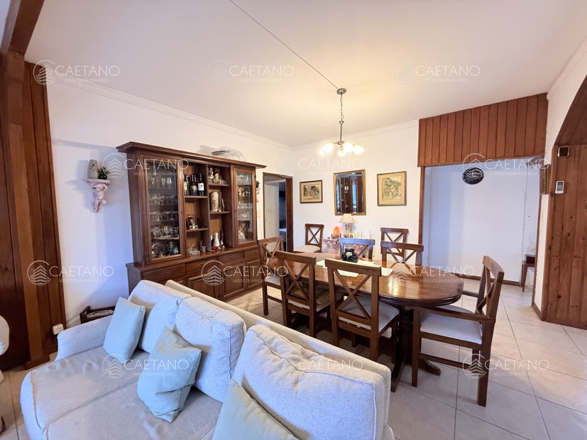 Venta casa 4 dormitorios, Playa Mansa