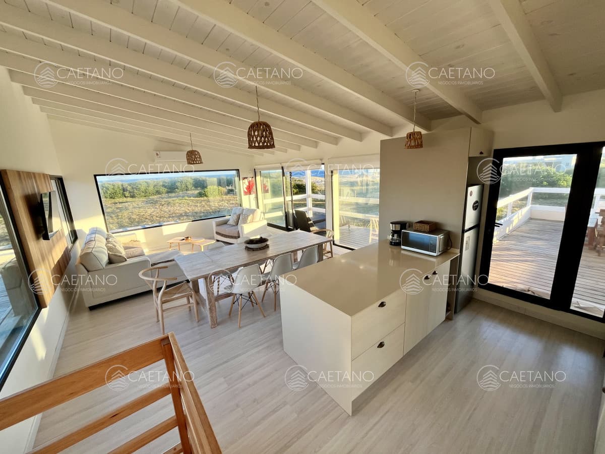 Venta casa frente al mar con piscina
