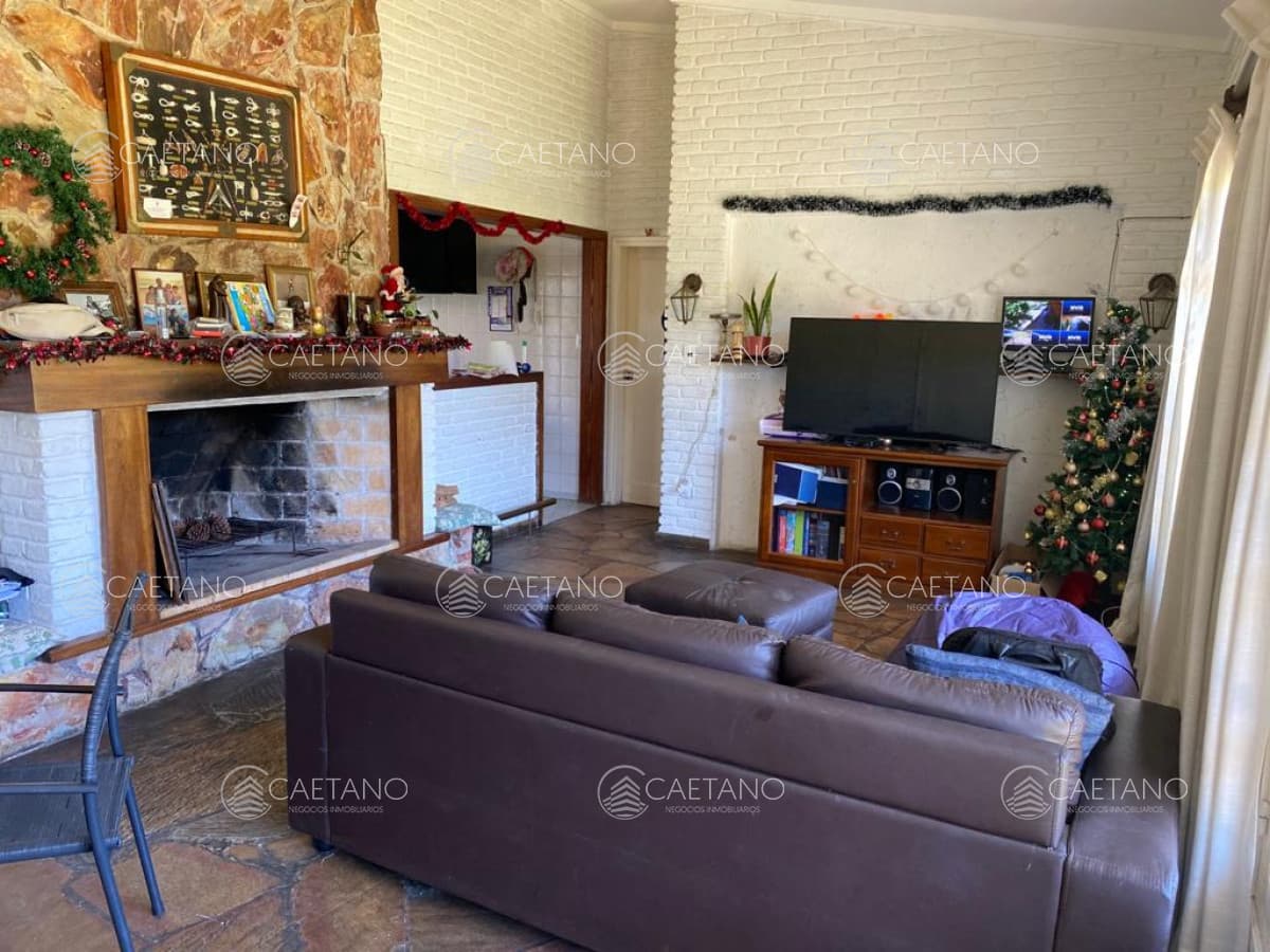 Casa en Pinares, Punta del Este muy próxima al Mar