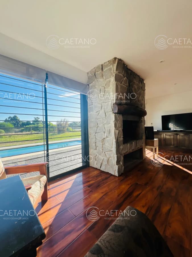 Venta casa tres dormitorios. Club Del Lago. Punta Ballena