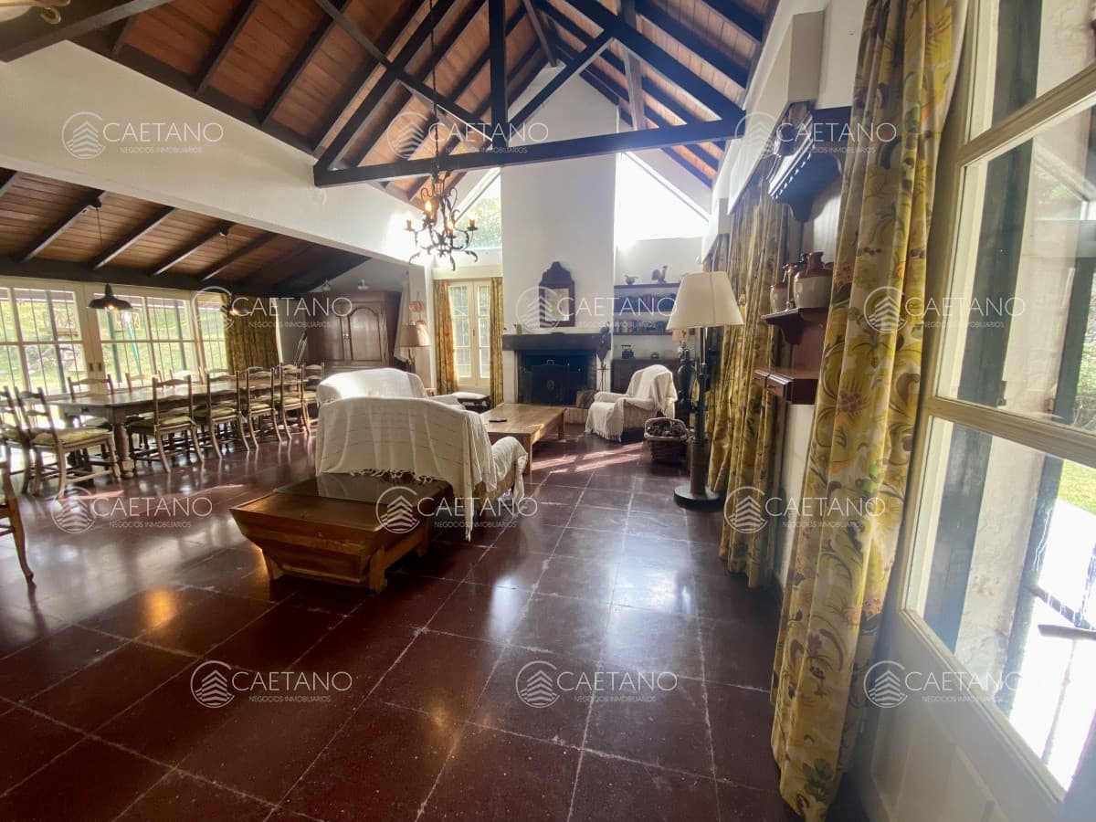 Venta casa 4 dormitorios playa mansa Punta del Este