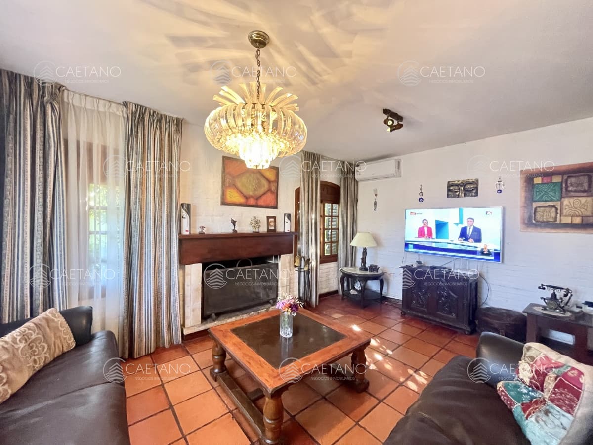 Venta Casa -  5 dormitorios 3 baños - Portezuelo, Punta Ballena