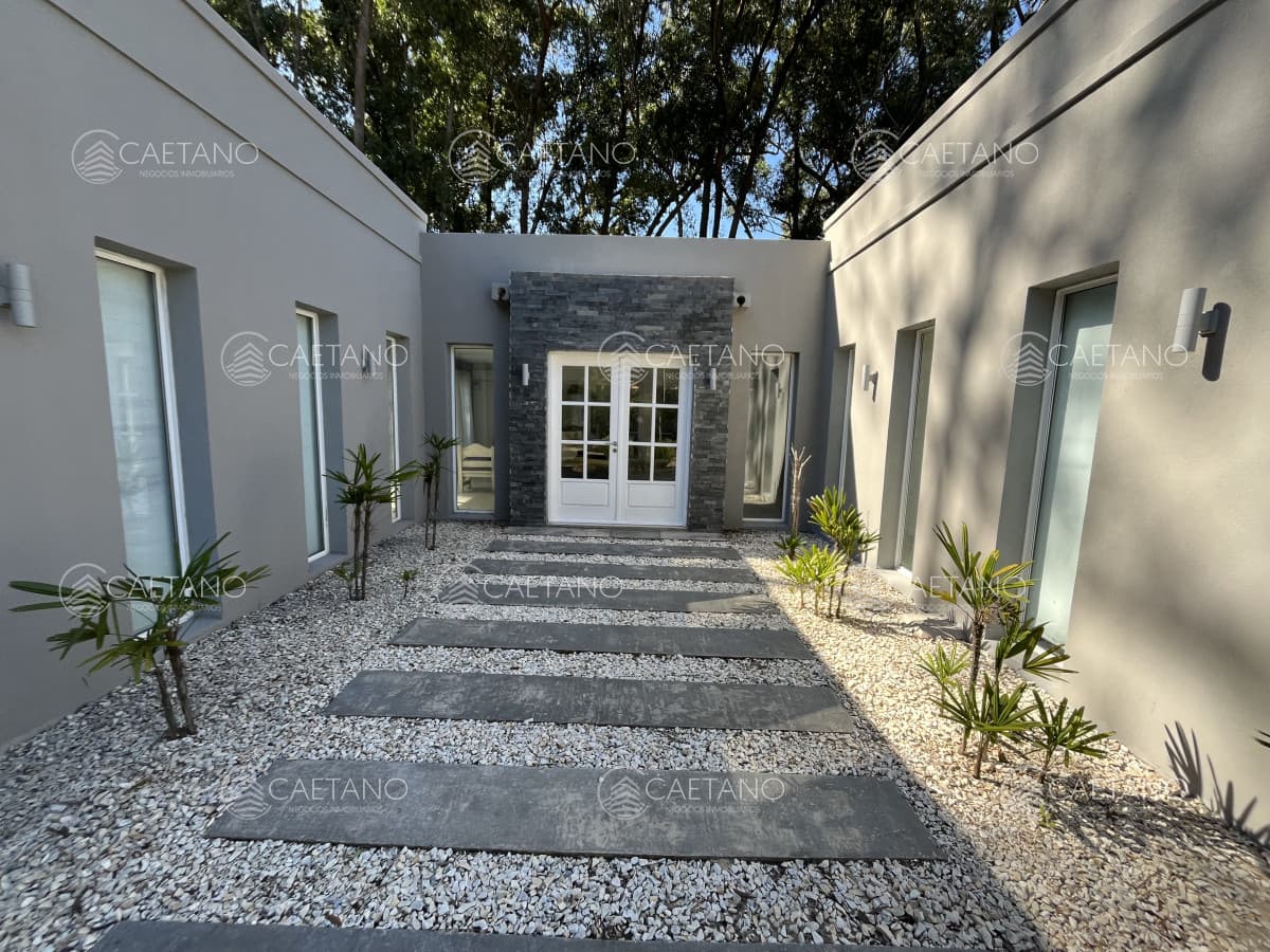 venta casa, Desing village. Punta Del Este.