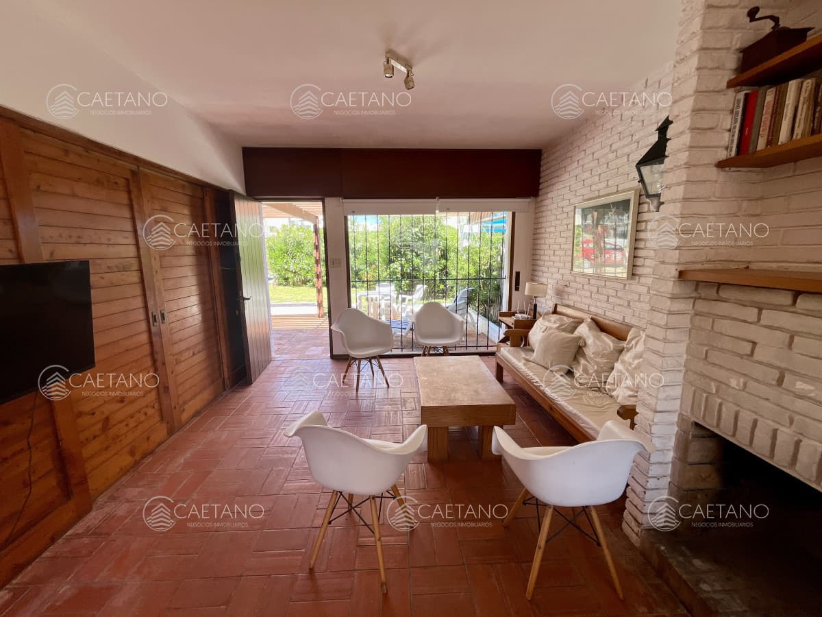 Venta casa 3 dormitorios, La barra. Punta del Este