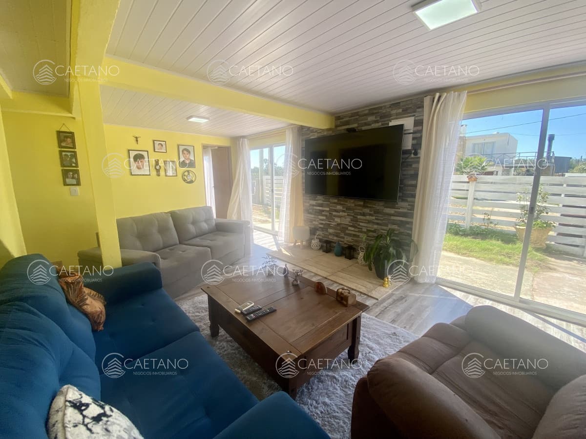 Venta casa 3 dormitorios en balneario buenos aires