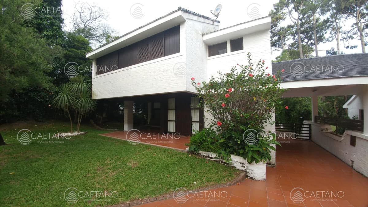 Casa en venta de 3 dormitorios en la Mansa, Punta del Este.