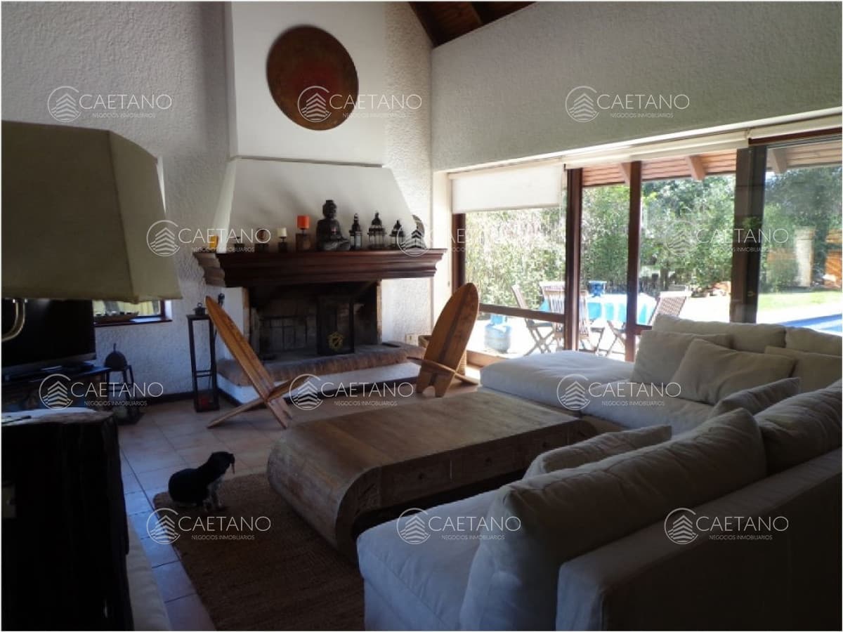 Venta y alquiler temporario casa de 4 dormitorios, Punta del Este