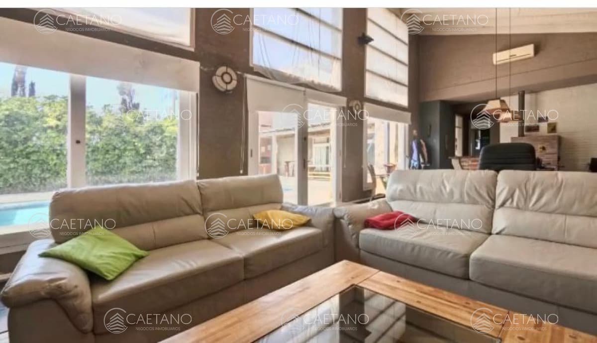 Casa a la venta en playa mansa