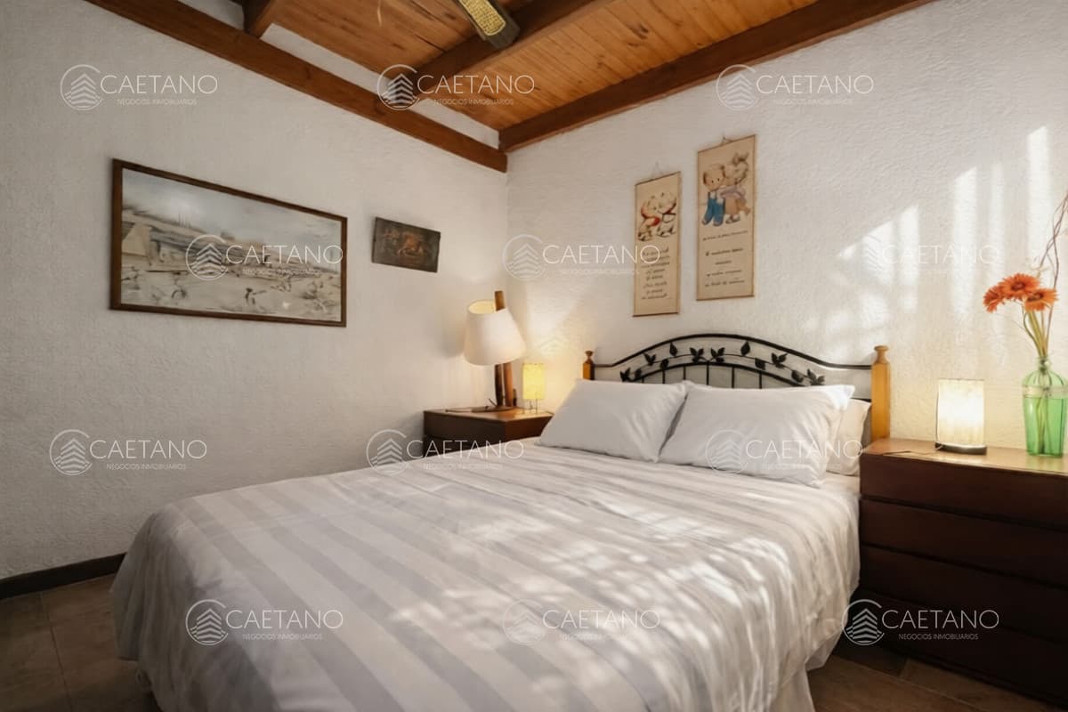 Venta de casa 3 dormitorios. Bella vista