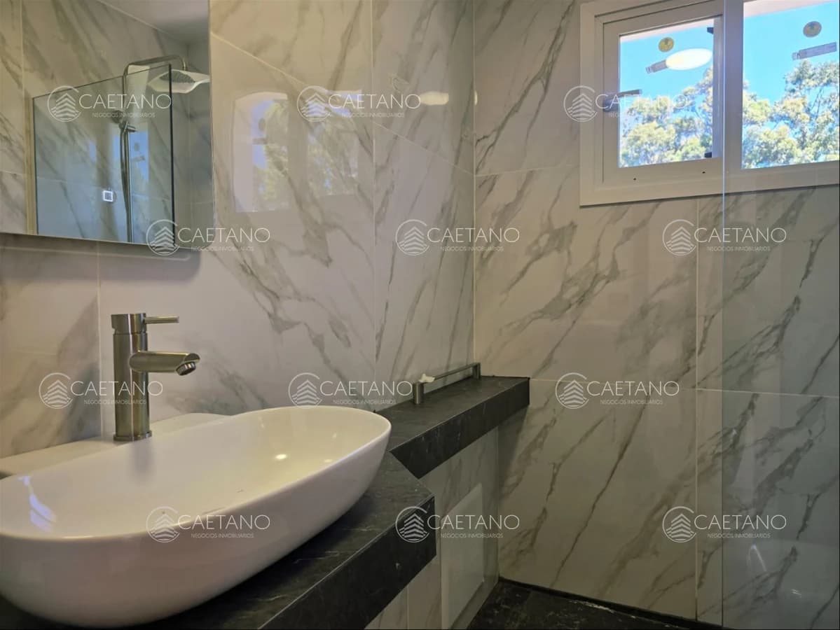 OPORTUNIDAD VENTA CASA 3 DORMITORIO PUNTA DEL ESTE-LA BARRA