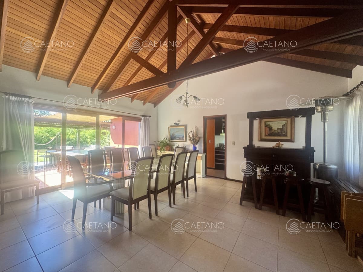 Venta. Casa. 4 dormitorios