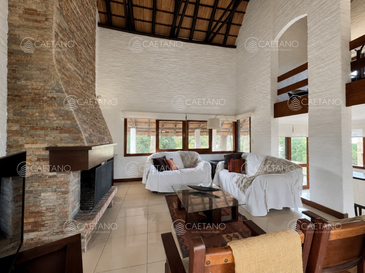 Venta casa 3 dormitorios, Pinares - Punta del Este