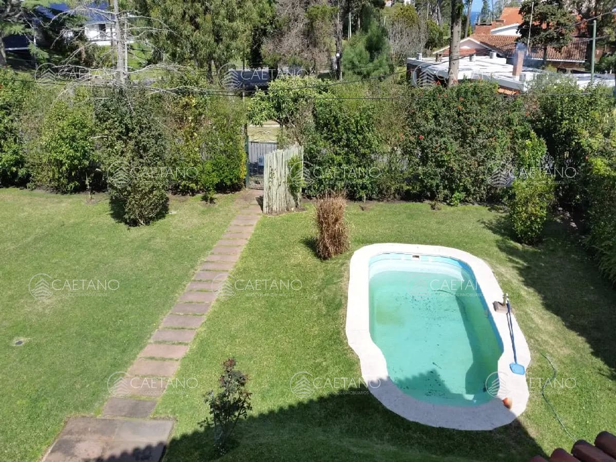 Venta espectacular casa en zona california park