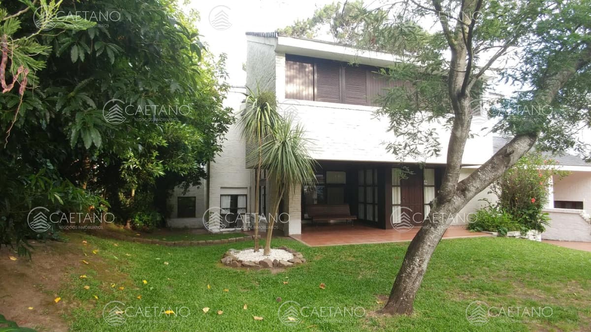 Casa en venta de 3 dormitorios en la Mansa, Punta del Este.