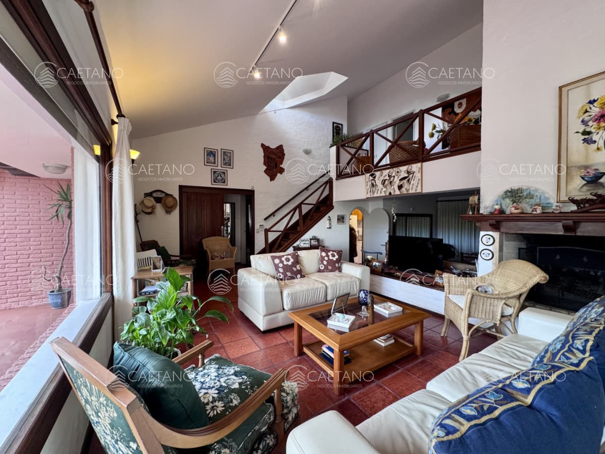 VENTA CASA 3 DORMITORIO PUNTA DEL ESTE-SAN RAFAEL