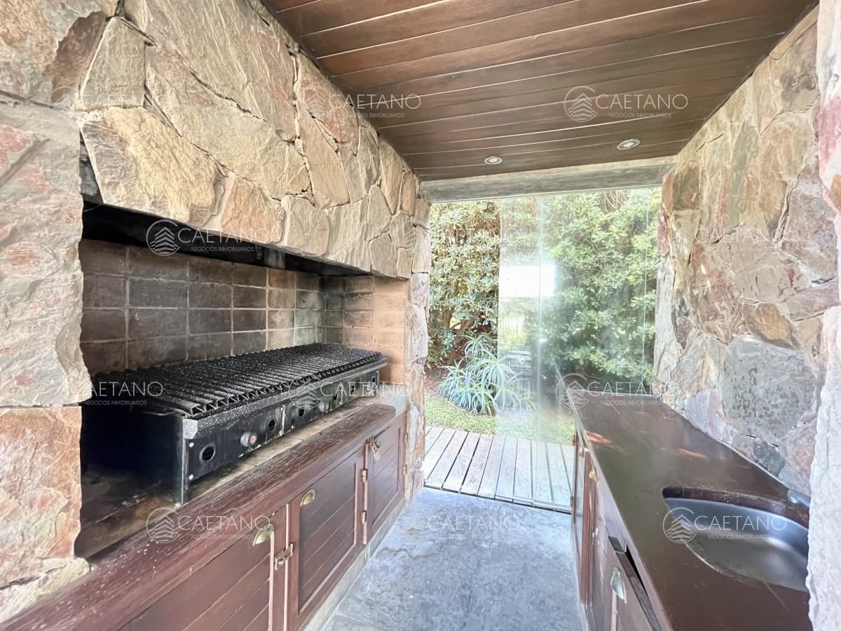 Venta Casa 5 dormitorios 4 baños - Vista al Mar Tío Tom