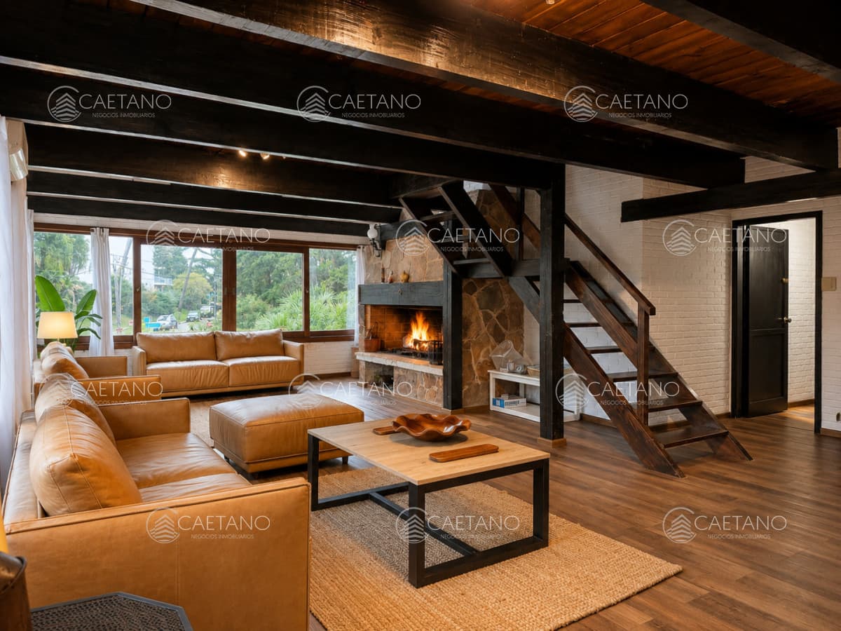 Venta casa 5 dormitorios. San Rafael, Punta del Este