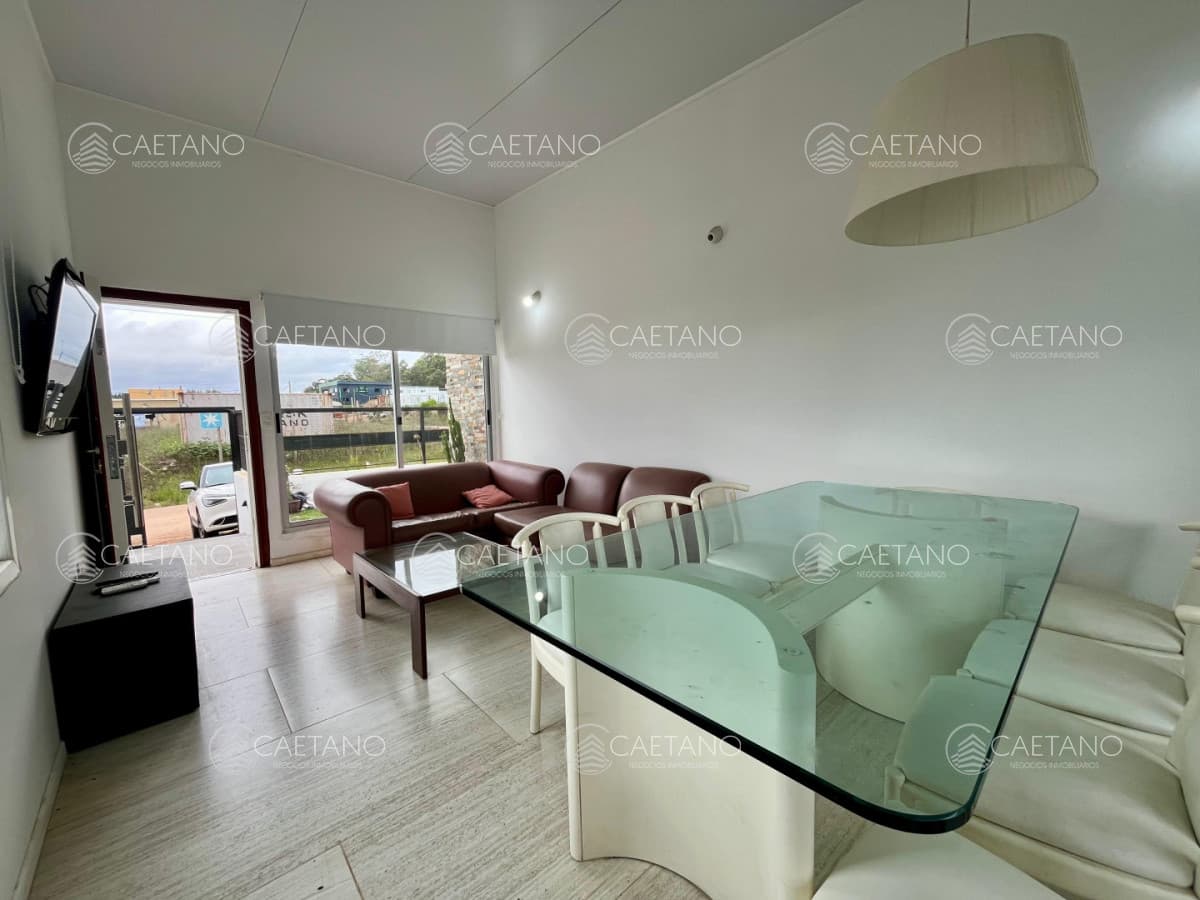 VENTA DE CASA EN MALDONADO 4 H