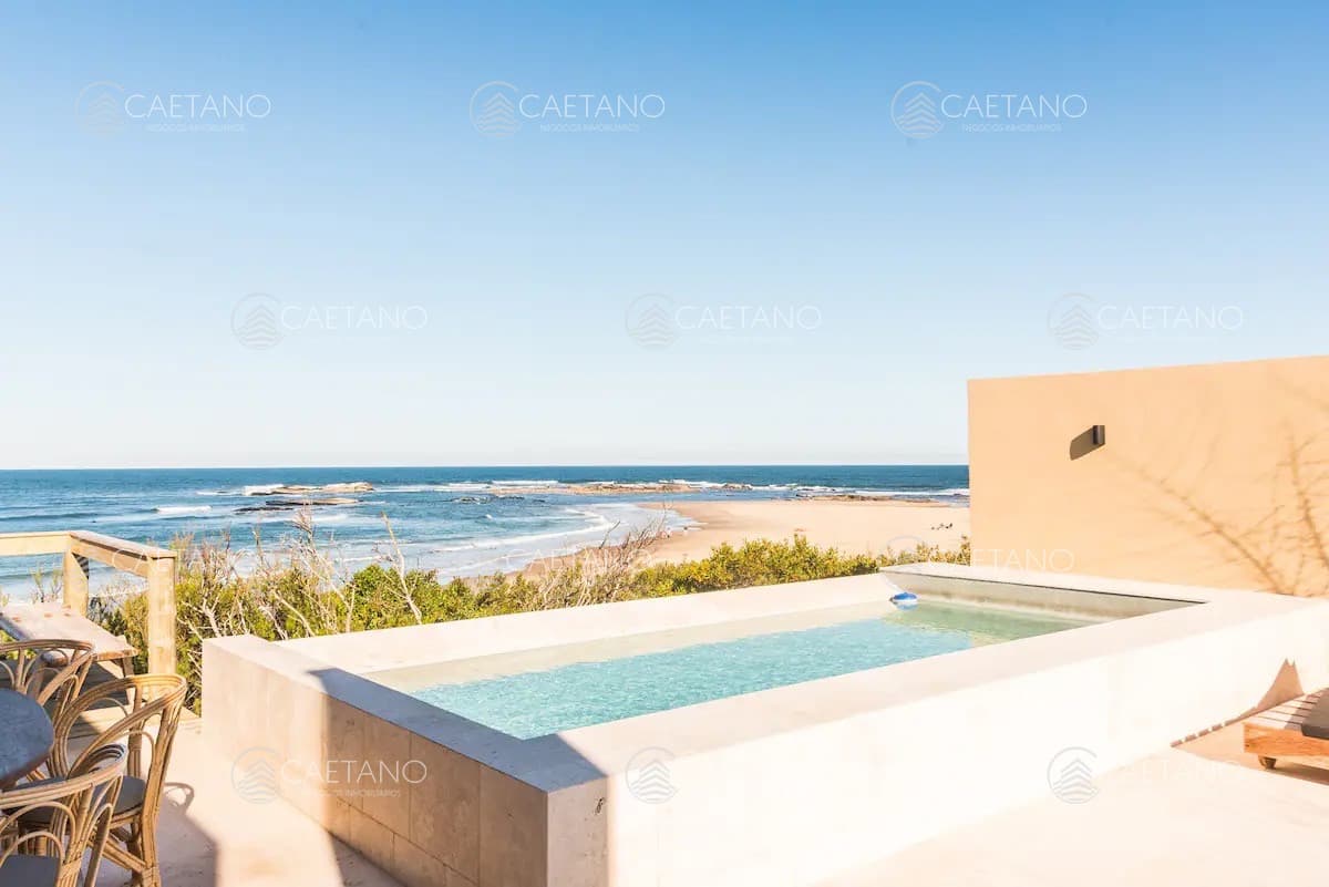 Venta casa sobre el mar. José Ignacio, Punta del Este.