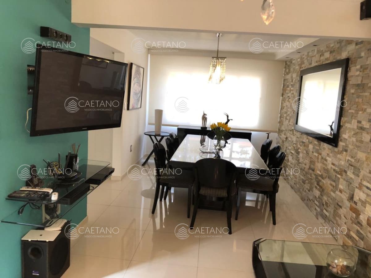 Preciosa casa en Jardines de Córdoba