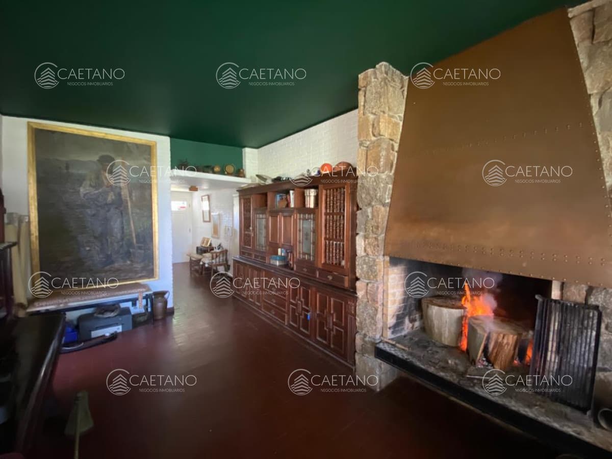 Casa a metros de playa mansa, Pinares!!