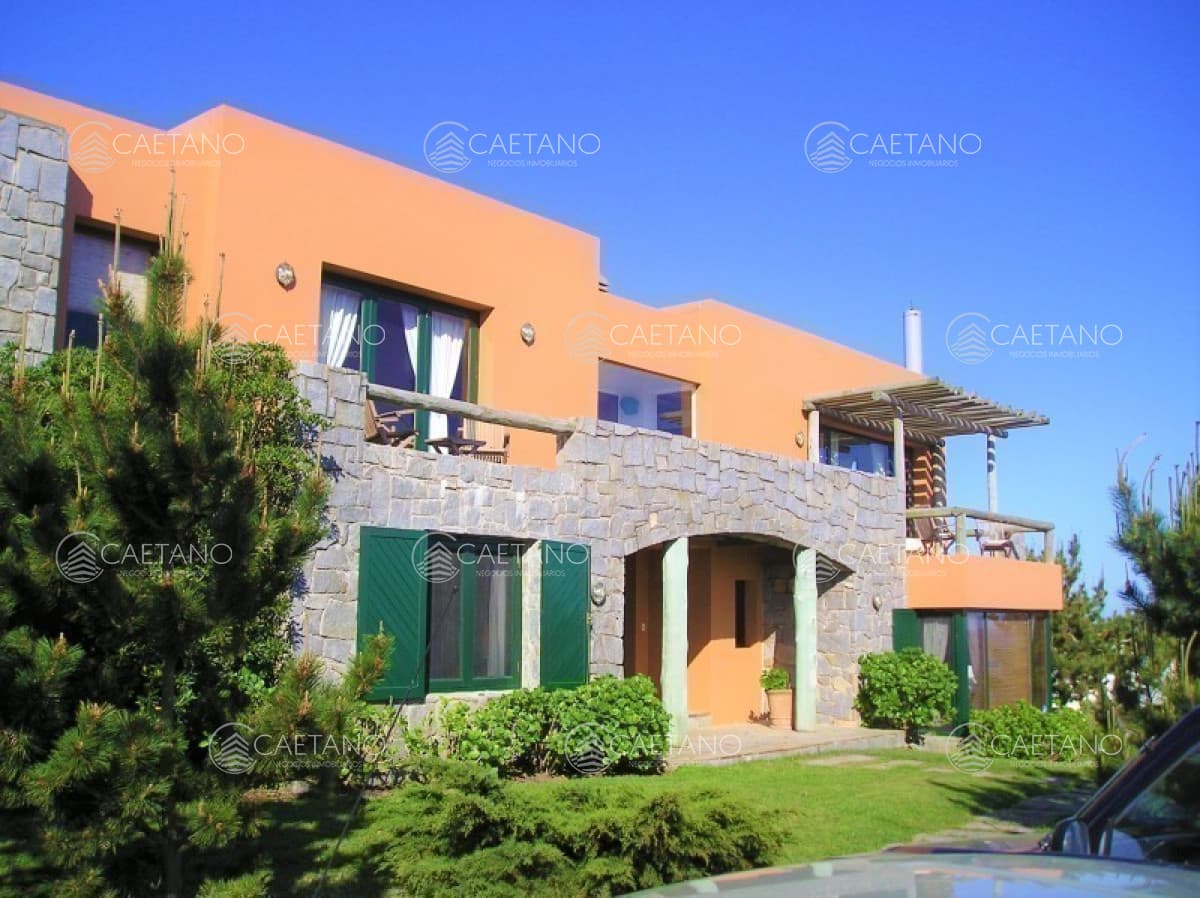 Excepcional casa con vista al mar en El Chorro