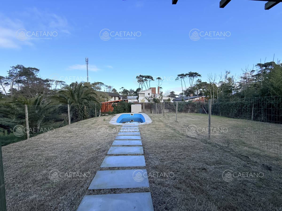 Venta casa PH 3 dormitorios - Pinares