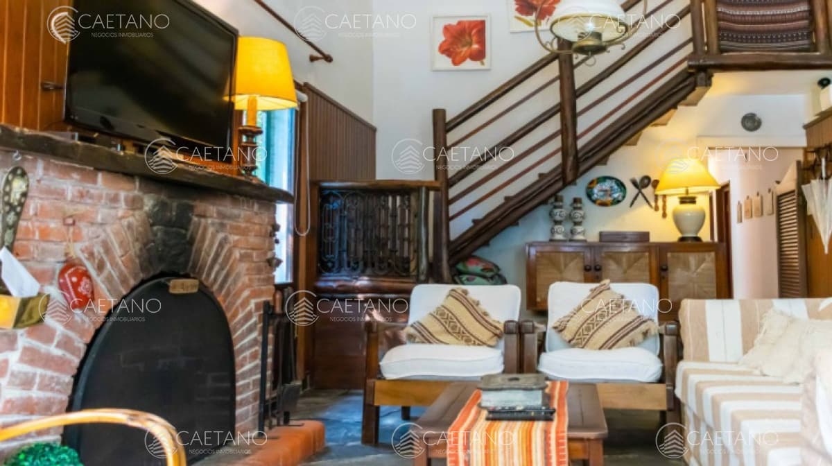 Casa a metros de Playa Mansa !