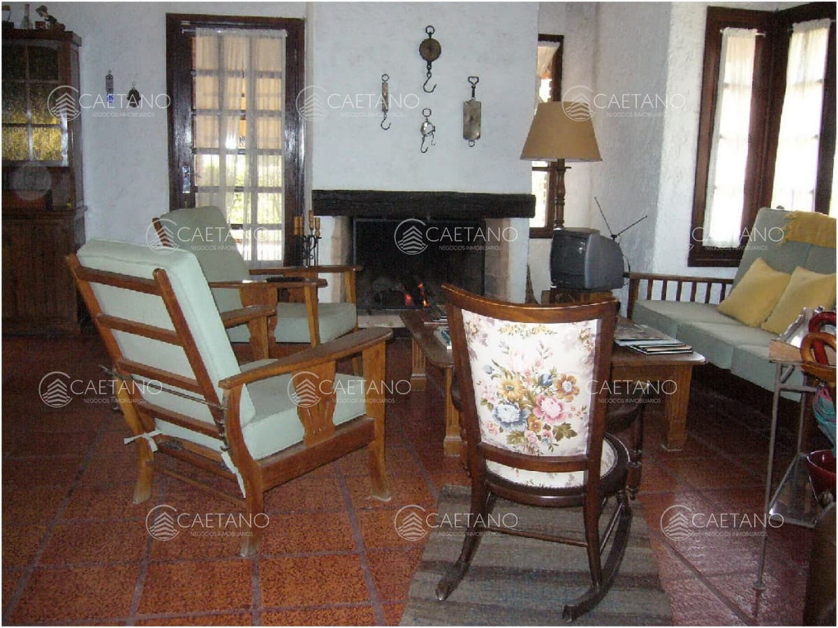 Casa en Pinares, 4 dormitorios *