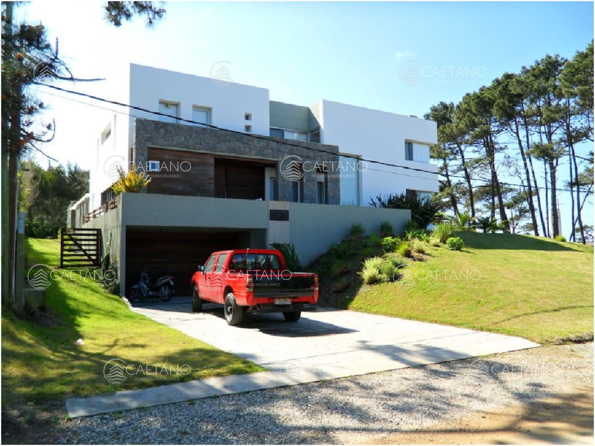 IMPERDIBLE OPORTUNIDAD EN VENTA Y ALQUILER!!!
