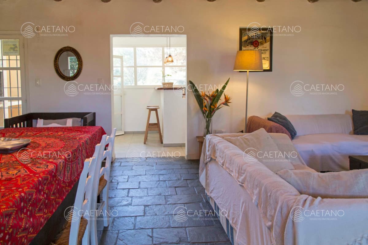 VENTA CASA 4 DORMITORIOS PUNTA BALLENA