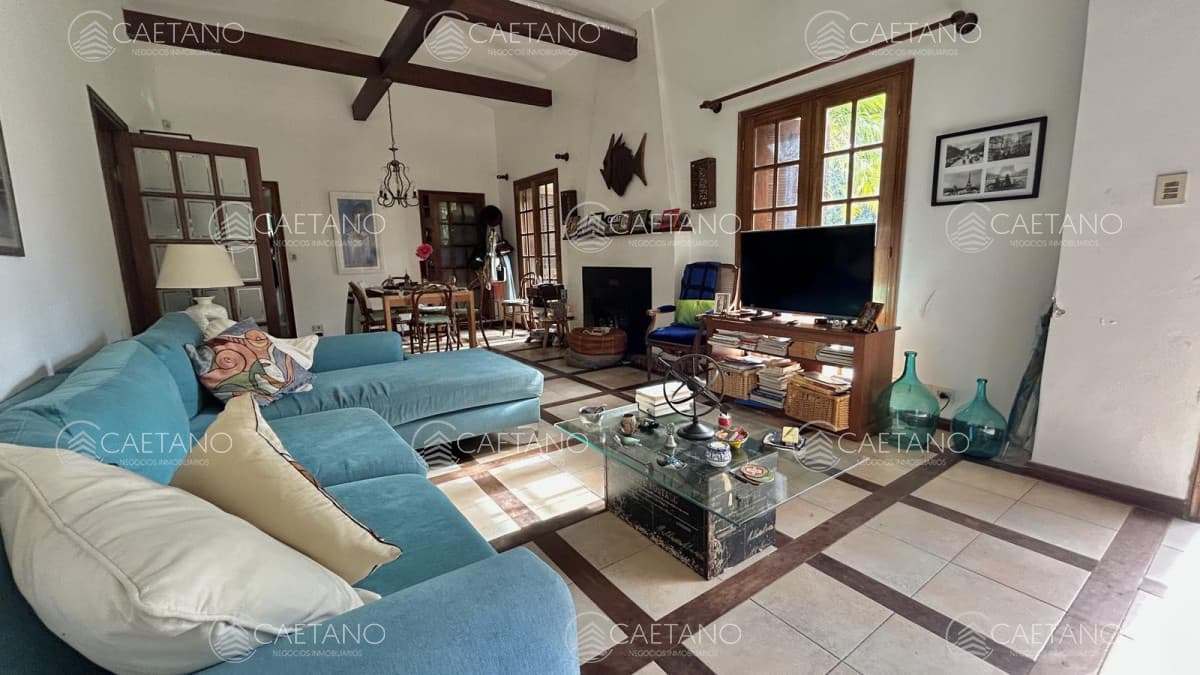 Venta casa de 3 dormitorios - Playa Mansa