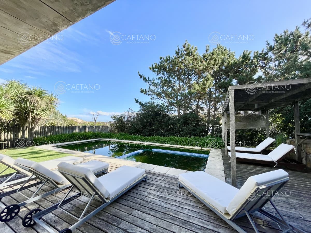 Venta Casa 5 dormitorios 4 baños - Vista al Mar Tío Tom