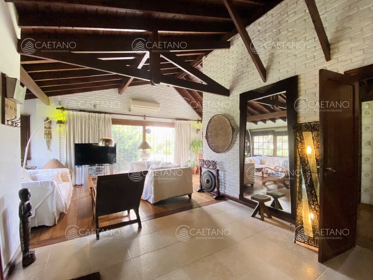 VENTA CASA PLAYA MANSA, 4 DORMITORIOS
