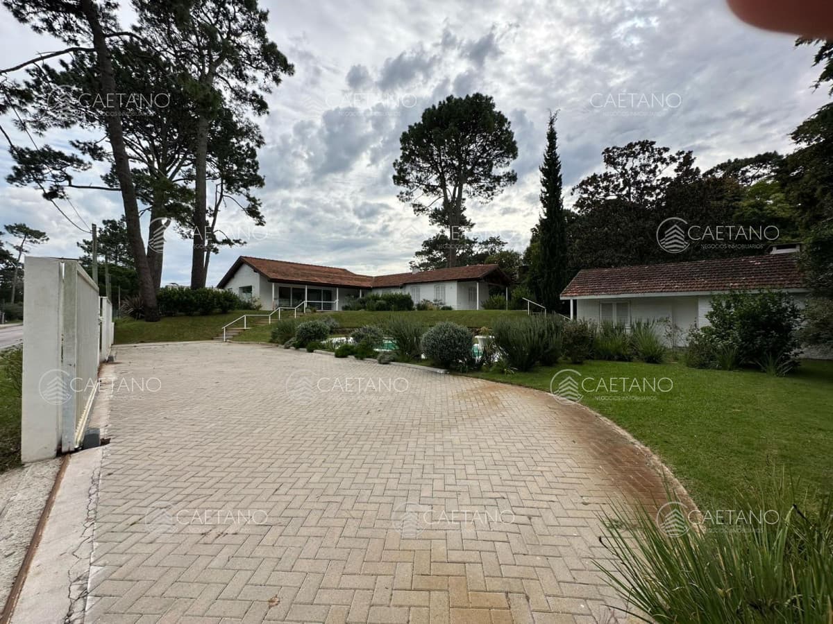 Venta Casa Cantegril, Punta Del Este