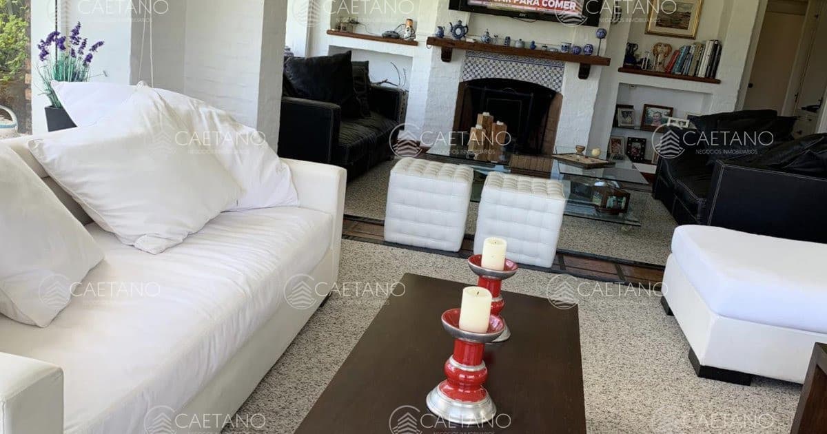 Venta casa 6 dormitorios - Playa Mansa, Punta del Este