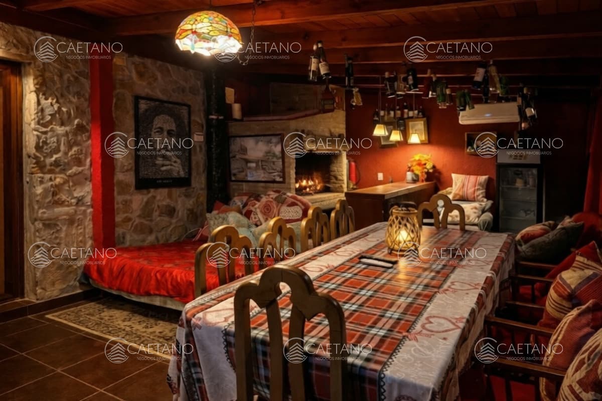 Venta de casa 3 dormitorios. Bella vista