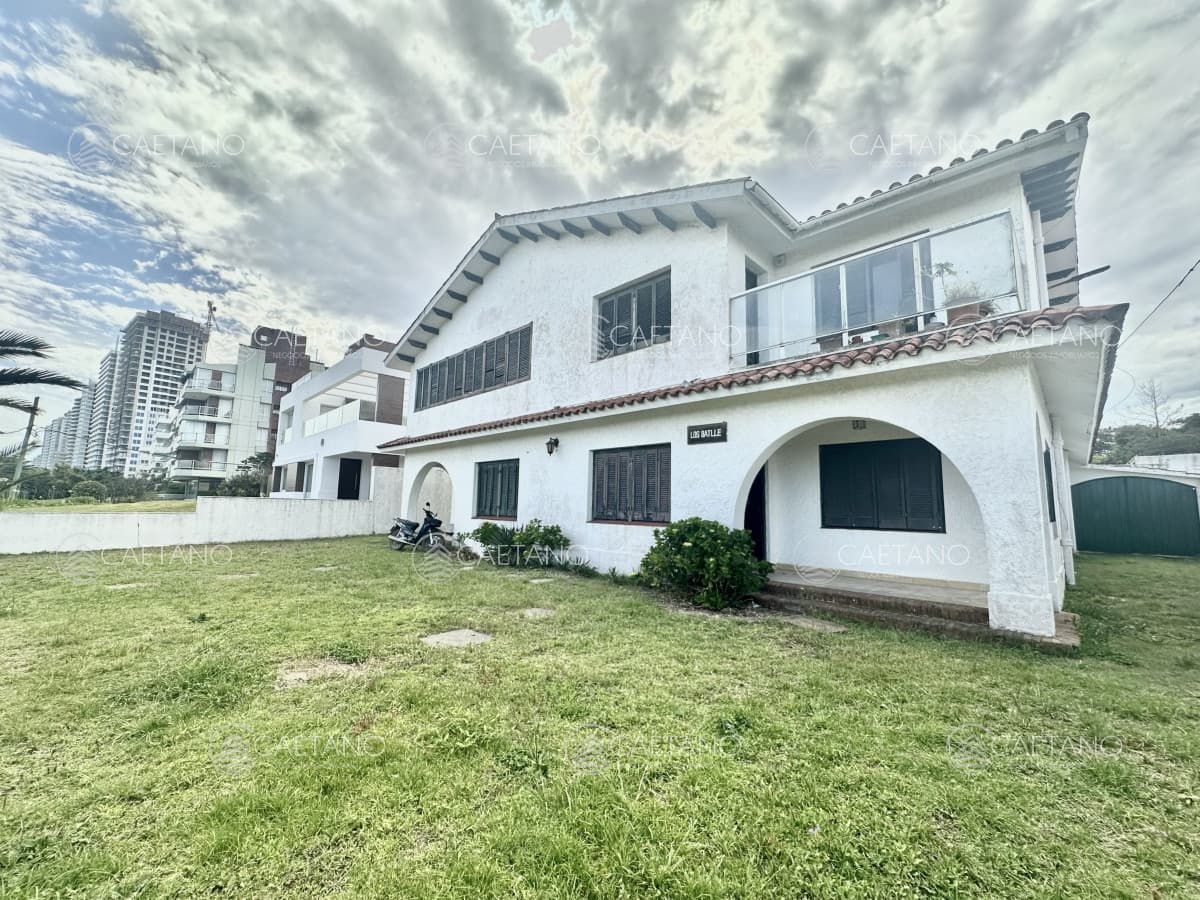 Venta casa 7 dormitorios - Playa brava, Punta del Este