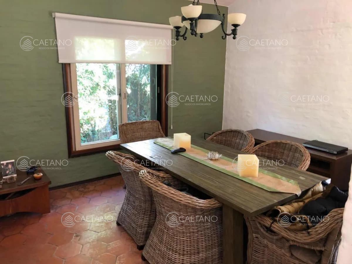 Venta casa 4 dormitorios. Pinares, Punta del Este.
